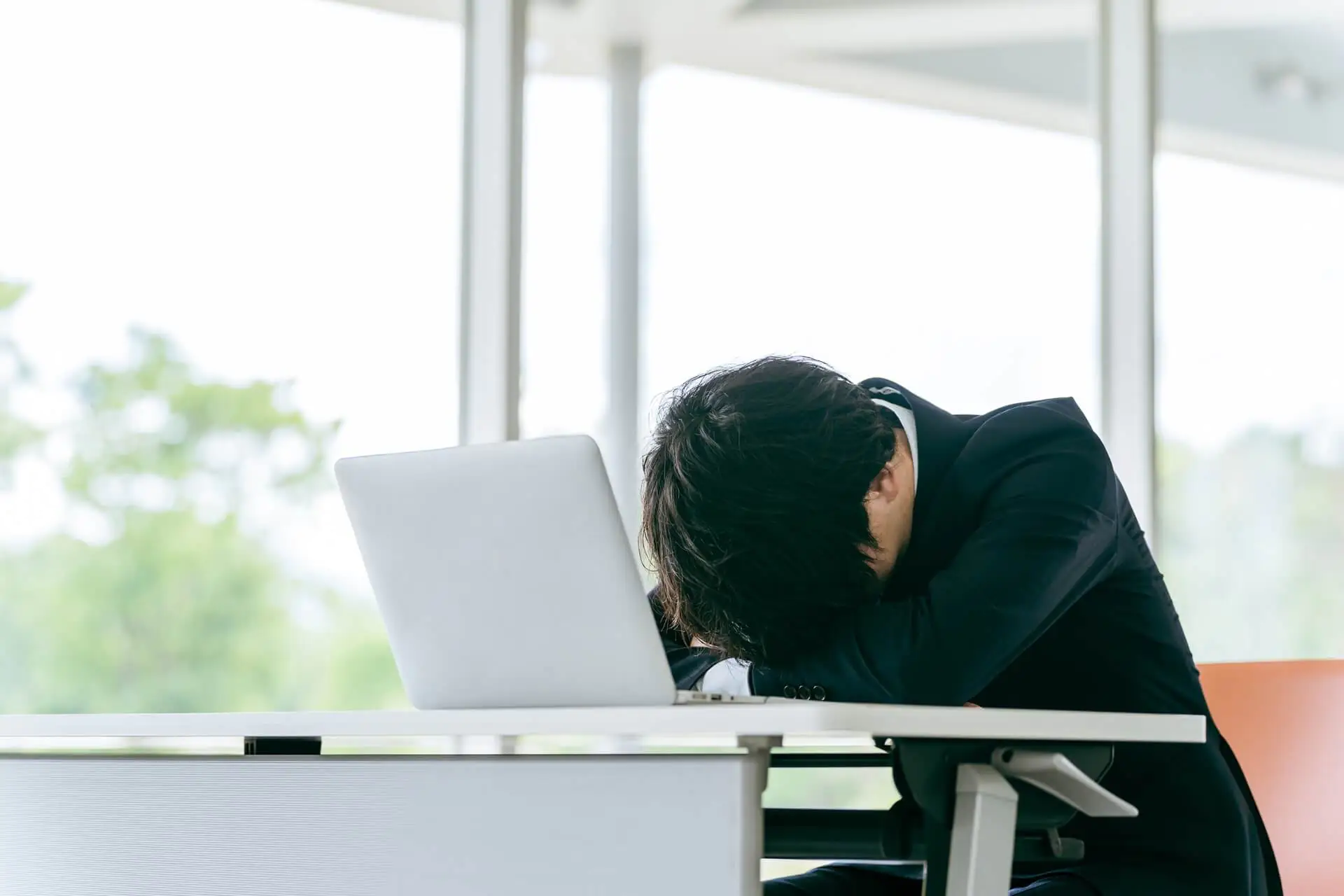 昼間の眠気に耐えられない